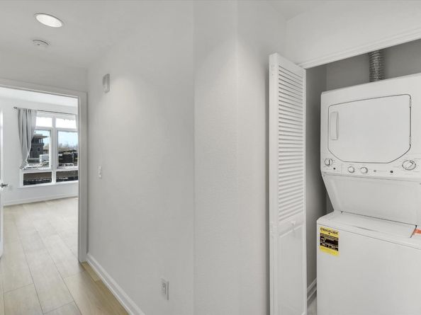 423 7th Street 105, Oakland CA 94607