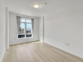 423 7th Street 105, Oakland CA 94607