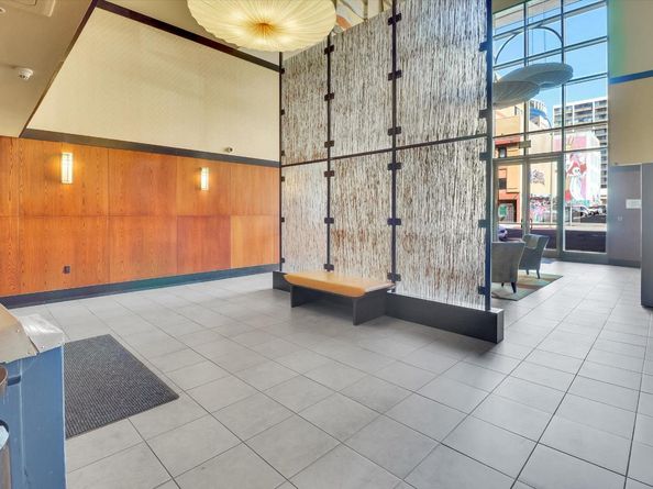 423 7th Street 105, Oakland CA 94607