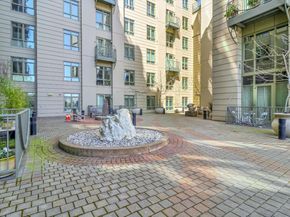 423 7th Street 105, Oakland CA 94607
