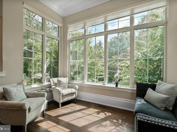 4964 Eskridge Terrace NW, Washington DC 20016