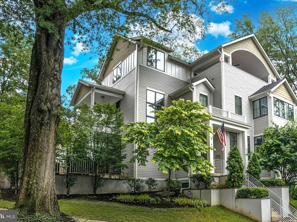 4964 Eskridge Terrace NW, Washington DC 20016