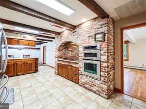 3574 Glen Way, Huntingdon Valley PA 19006