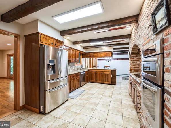 3574 Glen Way, Huntingdon Valley PA 19006