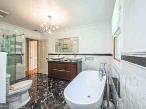 3574 Glen Way, Huntingdon Valley PA 19006