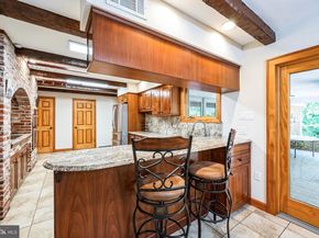 3574 Glen Way, Huntingdon Valley PA 19006