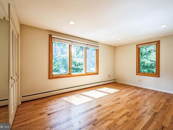 3574 Glen Way, Huntingdon Valley PA 19006