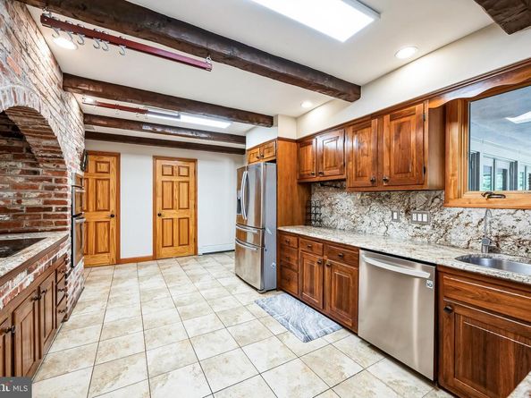3574 Glen Way, Huntingdon Valley PA 19006