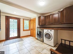 3574 Glen Way, Huntingdon Valley PA 19006
