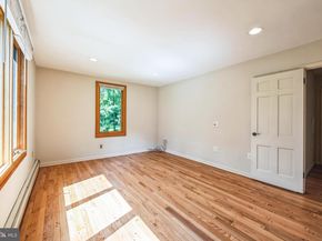 3574 Glen Way, Huntingdon Valley PA 19006