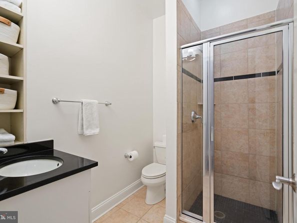 1210 R Street NW 213, Washington DC 20009