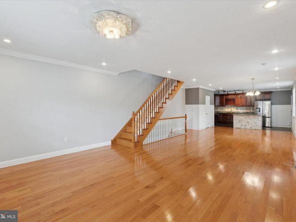 1639 S 19TH Street, Philadelphia PA 19145