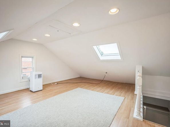 304 S Veitch Street, Arlington VA 22204