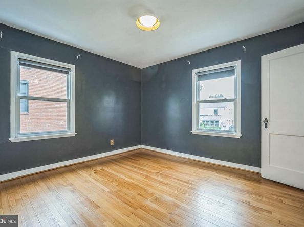 304 S Veitch Street, Arlington VA 22204