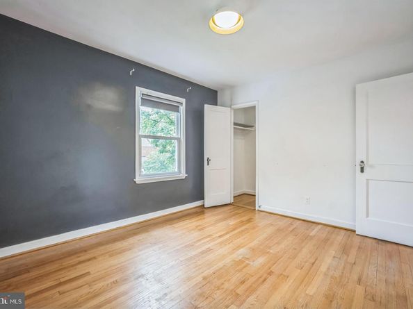 304 S Veitch Street, Arlington VA 22204