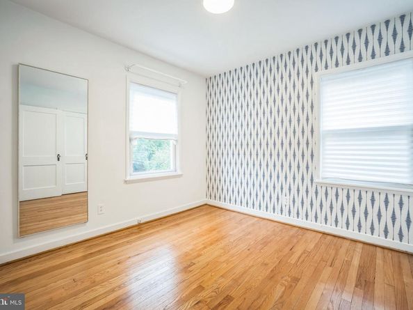 304 S Veitch Street, Arlington VA 22204