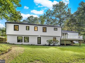 6353 Crosswoods Drive, Falls Church VA 22044