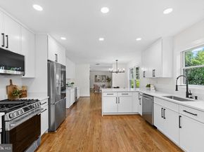 6353 Crosswoods Drive, Falls Church VA 22044