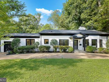 6353 Crosswoods Drive