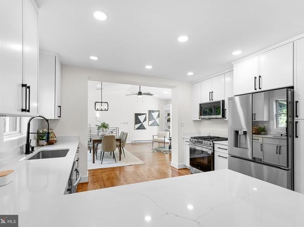 6353 Crosswoods Drive, Falls Church VA 22044