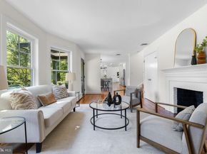 6353 Crosswoods Drive, Falls Church VA 22044