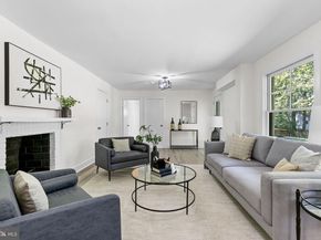 6353 Crosswoods Drive, Falls Church VA 22044