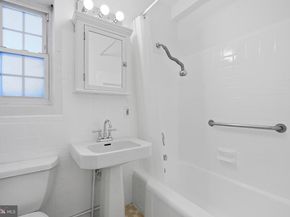 1619 Ripon Place, Alexandria VA 22302