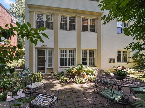 1619 Ripon Place, Alexandria VA 22302