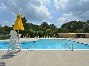 1619 Ripon Place, Alexandria VA 22302