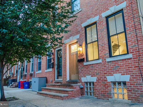 2351 E Hagert Street, Philadelphia PA 19125