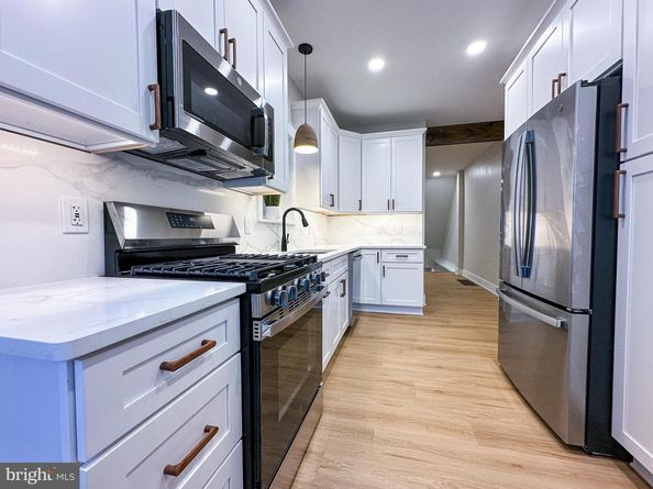 2351 E Hagert Street, Philadelphia PA 19125
