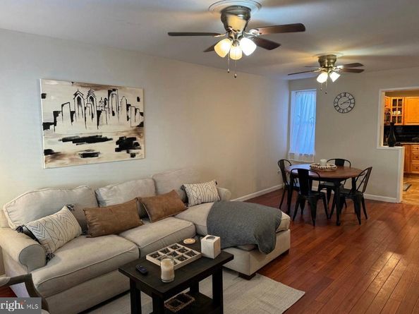 2442 S Philip Street, Philadelphia PA 19148