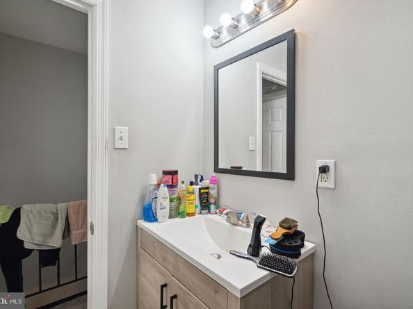 1834 W Rockland Street, Philadelphia PA 19141