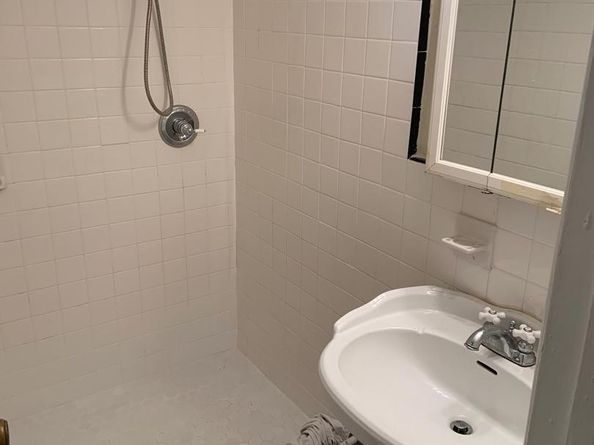 1324 Locust Street 901, Philadelphia PA 19107