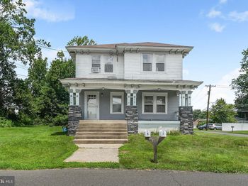 224 Oakdale Avenue