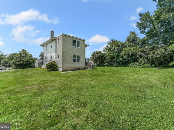 224 Oakdale Avenue, Horsham PA 19044