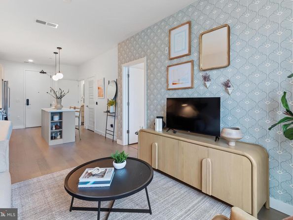 7175 12TH Street NW 411, Washington DC 20011