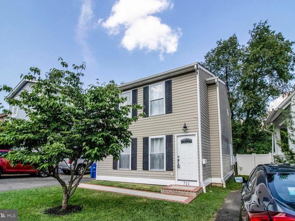 711 N Wakefield Street, Arlington VA 22203