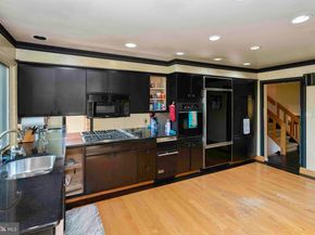 3886 Dempsey Lane, Huntingdon Valley PA 19006