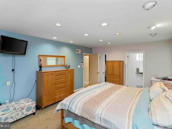 3886 Dempsey Lane, Huntingdon Valley PA 19006