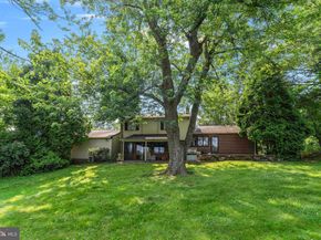 3886 Dempsey Lane, Huntingdon Valley PA 19006