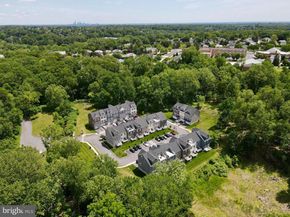 404 Rock Run Circle, Broomall PA 19008