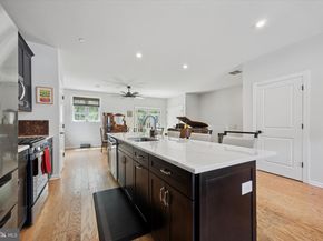 404 Rock Run Circle, Broomall PA 19008