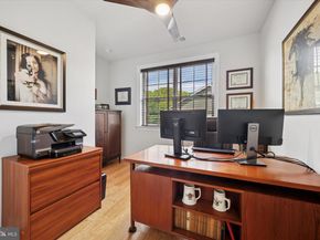 404 Rock Run Circle, Broomall PA 19008