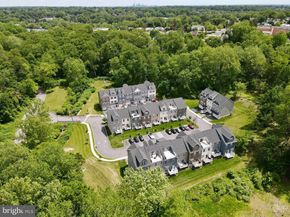 404 Rock Run Circle, Broomall PA 19008