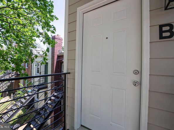 832 19TH Street NE B, Washington DC 20002