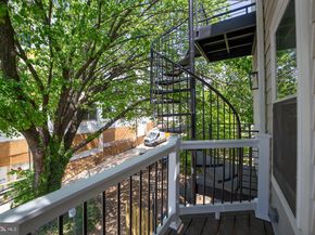 832 19TH Street NE B, Washington DC 20002