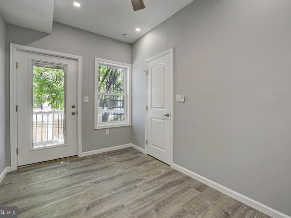 832 19TH Street NE B, Washington DC 20002