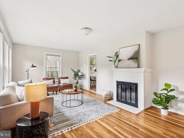 3112 Annandale Road, Falls Church VA 22042