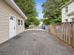 3112 Annandale Road, Falls Church VA 22042